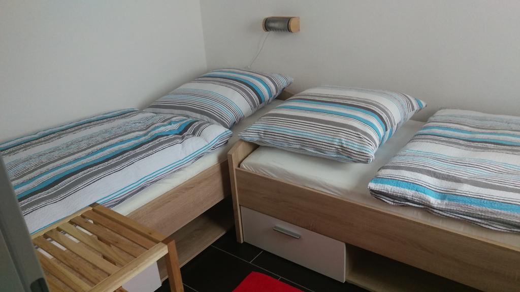 Ferienwohnung Am Alten Forsthaus Neuenbau Buitenkant foto
