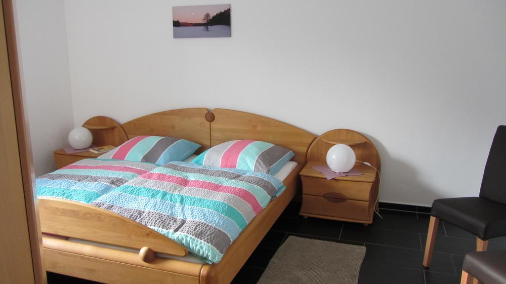Ferienwohnung Am Alten Forsthaus Neuenbau Buitenkant foto